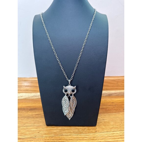 Silver-Tone Owl Pendant Necklace With Chain Link & Lobster Clasp - Picture 1 of 5